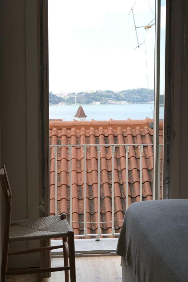 Casas Na Portuguesa - Bica Chiado Lägenhet Lisboa Exteriör bild