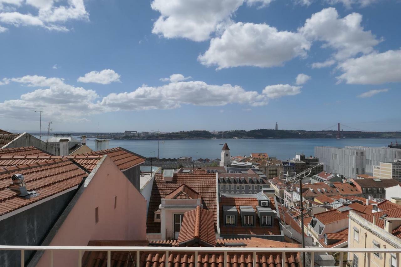Casas Na Portuguesa - Bica Chiado Lägenhet Lisboa Exteriör bild
