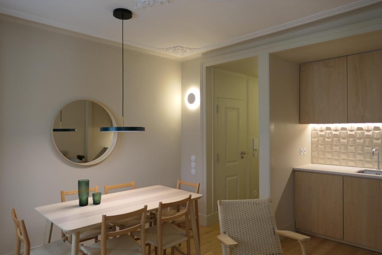 Casas Na Portuguesa - Bica Chiado Lägenhet Lisboa Exteriör bild