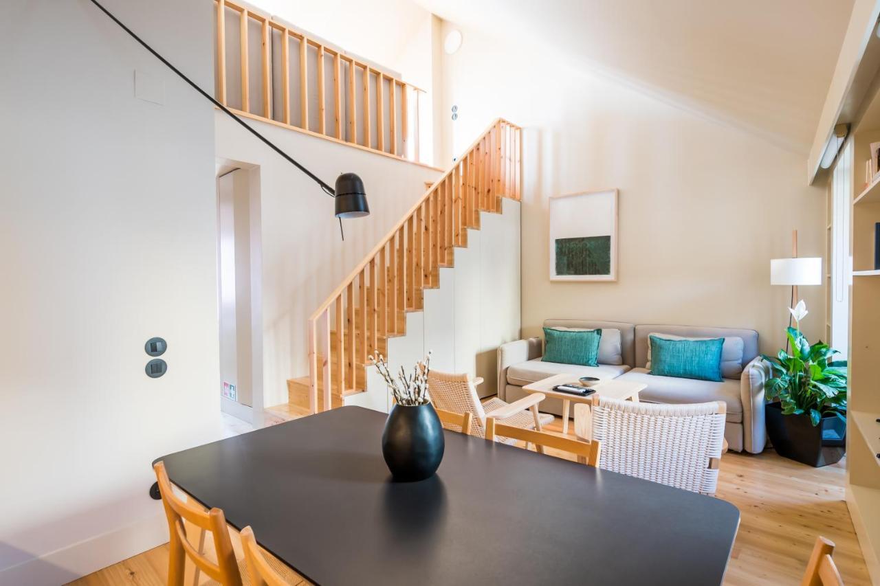 Casas Na Portuguesa - Bica Chiado Lägenhet Lisboa Exteriör bild