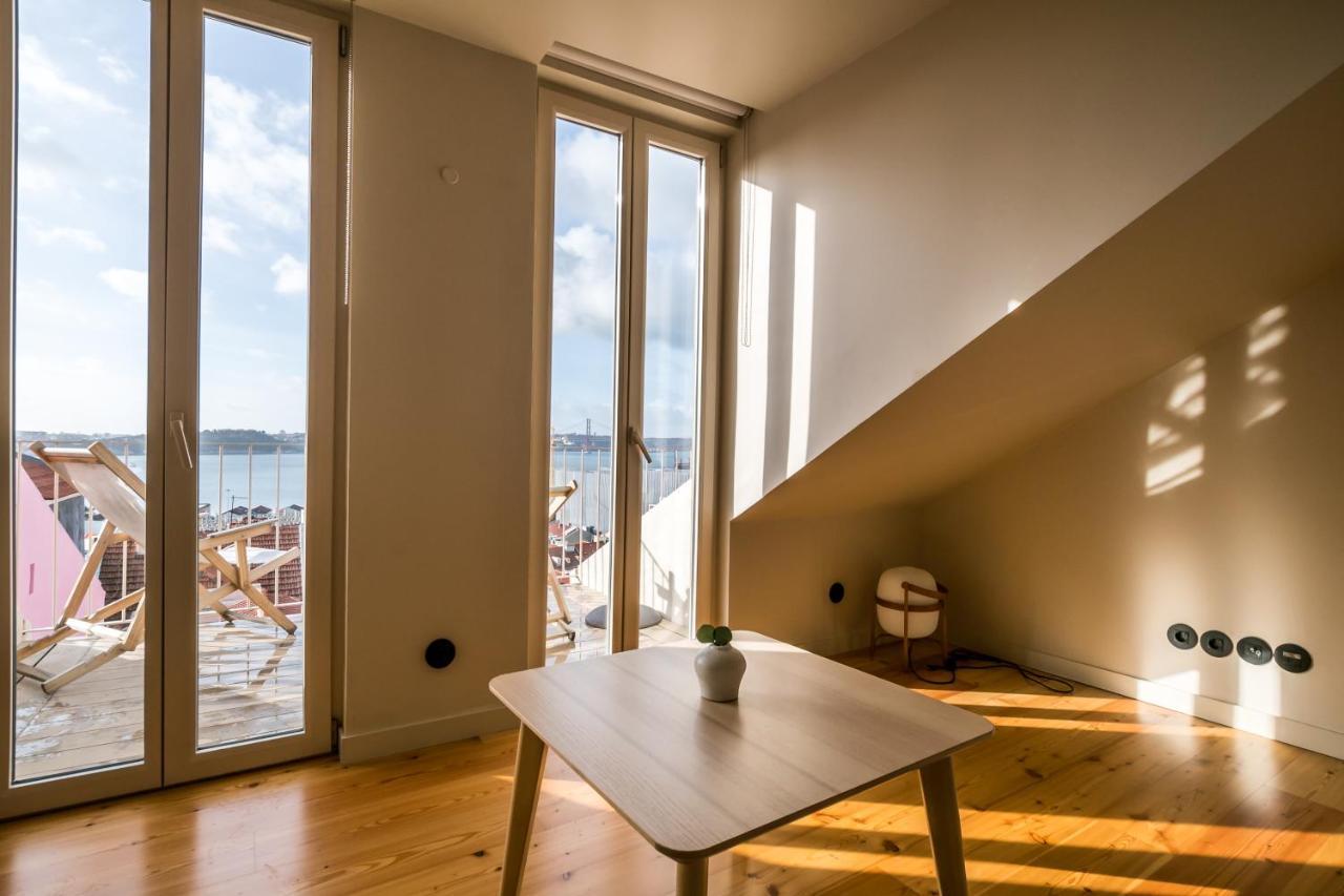 Casas Na Portuguesa - Bica Chiado Lägenhet Lisboa Exteriör bild