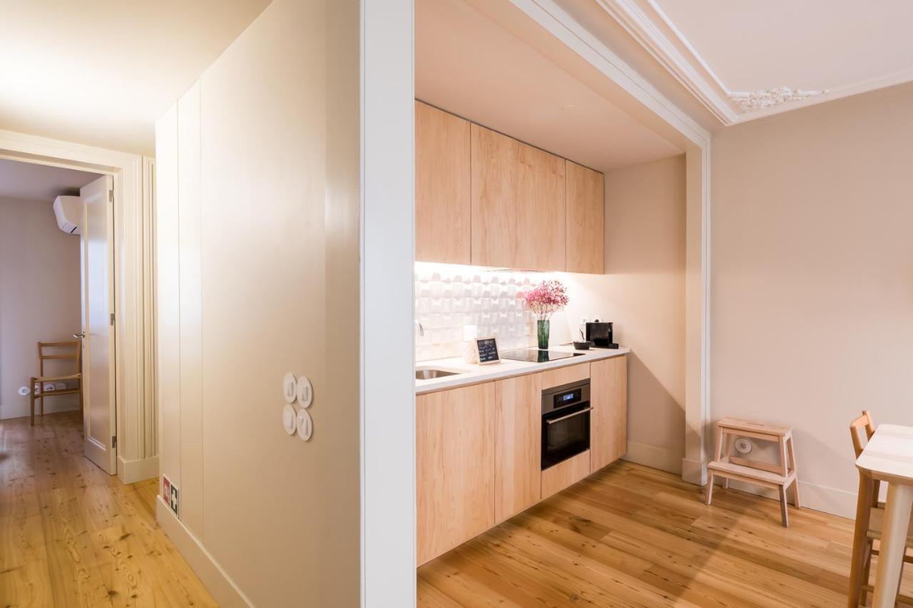 Casas Na Portuguesa - Bica Chiado Lägenhet Lisboa Exteriör bild