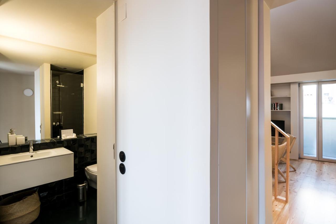 Casas Na Portuguesa - Bica Chiado Lägenhet Lisboa Exteriör bild